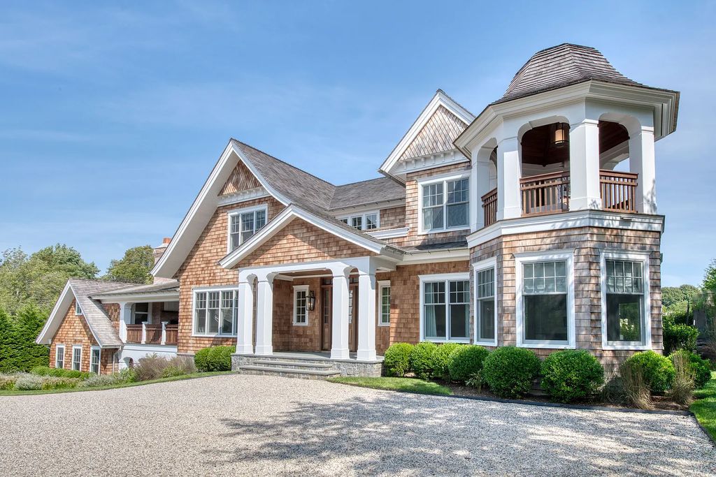 The Home in East Hampton, an architectural masterpiece features only top-of-the-line luxury finishes including a premium marble and tile package, waterworks fixtures throughout the entire residence is now available for sale. This home located at 68 Egypt Ln, East Hampton, New York