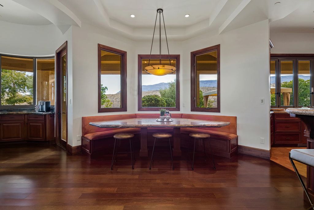 The Home in Las Vegas, an entertainer's dream at the end of a cul-de-sac with unobstructed mountain views boasting large, bright rooms, pocketing doors and windows as well as an abundance of natural light is now available for sale. This home located at 15 Bright Hollow Ct, Las Vegas, Nevada