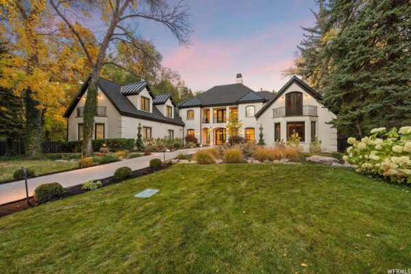 Luxurious Holladay Estate – A Perfect Blend of Modernity and Tranquility in Salt Lake City, Utah on Market for $7 Milion