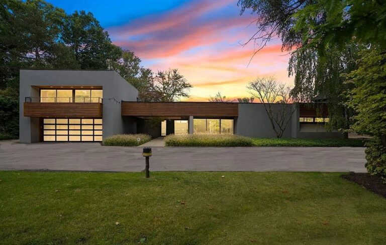 For $3.5M, Chance to Own Architectural Masterpieces with Stunning Lakefront Vistas in Bloomfield Hills