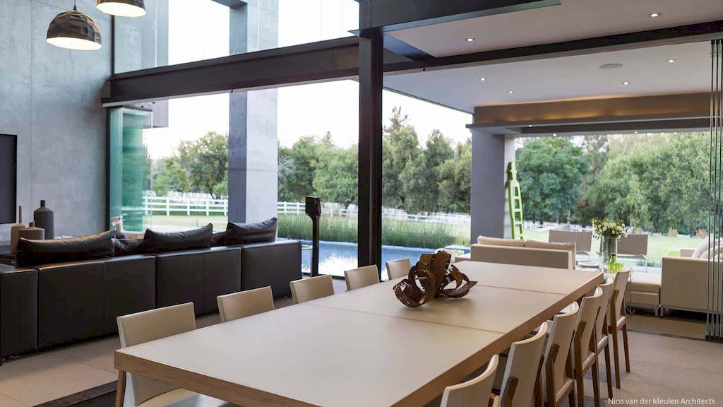 House In Blair Atholl, Modern Home by Nico van der Meulen Architects