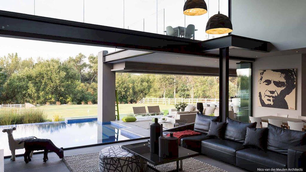 House In Blair Atholl, Modern Home by Nico van der Meulen Architects