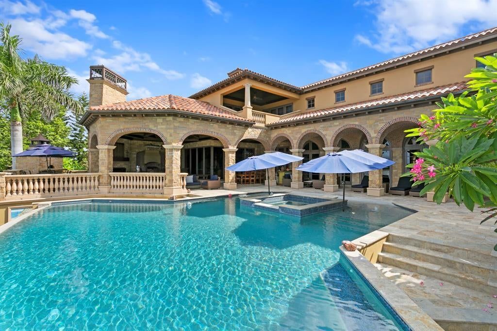 The Estate in Tierra Verde, a private enclave on an acre of beautifully conserved landscaping with breathtaking views of the Gulf of Mexico boasting abundance of luxury, the exquisiteness of the finishes is now available for sale. This home located at 1523 Oceanview Dr, Tierra Verde, Florida