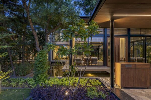 Kalrav Villa with Unique Design Inspired by Nature by VPA Architects