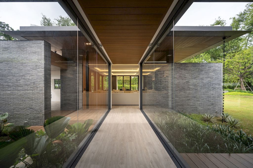 Lomsak Residence, respect & blend in with nature by Architecture's Matter