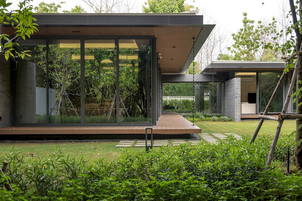 Lomsak Residence, respect & blend in with nature by Architecture's Matter