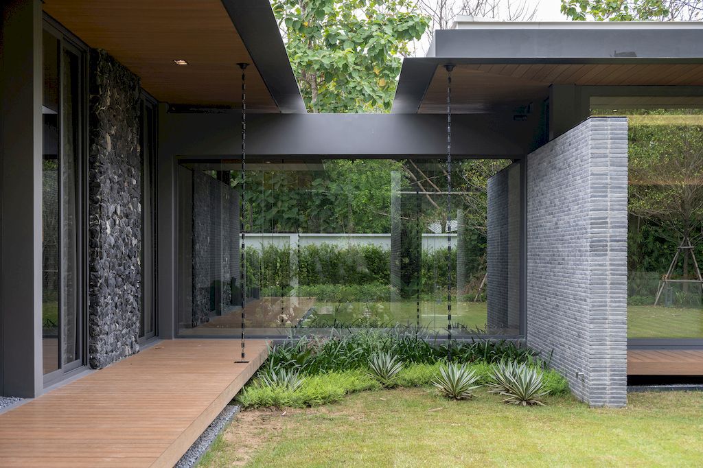 Lomsak Residence, respect & blend in with nature by Architecture's Matter