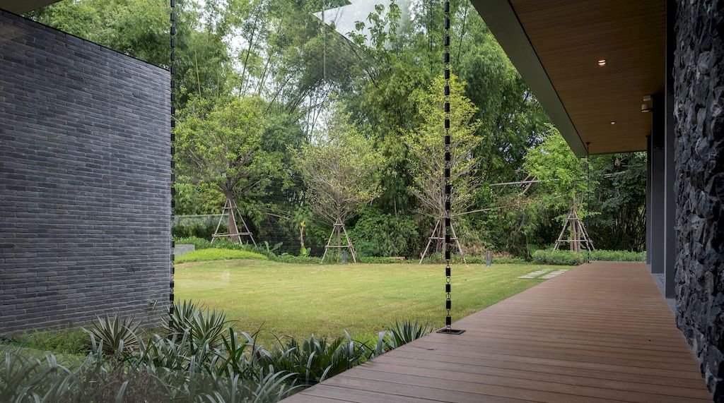 Lomsak Residence, respect & blend in with nature by Architecture's Matter