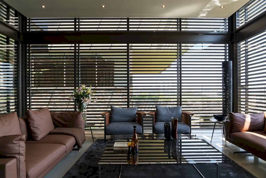 Mooikloof Heights House in South Africa by Nico van der Meulen Architects