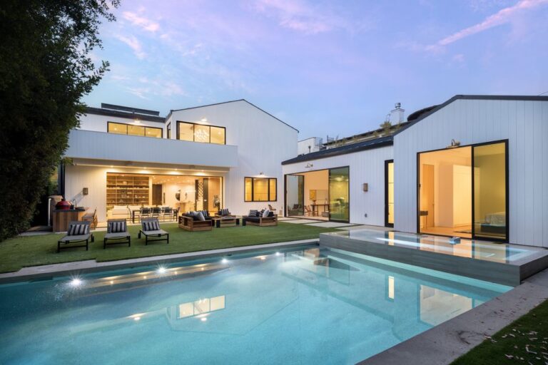 Newly Constructed Designer Residence with A Flexible Open Layout and High End elements Asks $10.995 Million in Los Angeles
