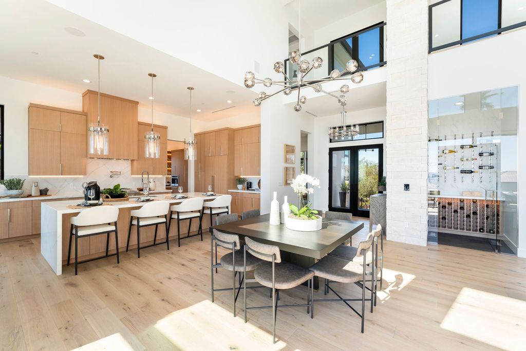 2240 Newgate Ct, Santa Rosa, California is an newly built exceptional house offers sweeping city light views over the resort style rear yard and the mountains beyond.