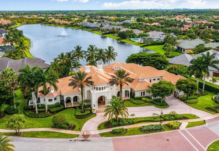 One of The Most Magnificent Estates in Quail West, Naples with