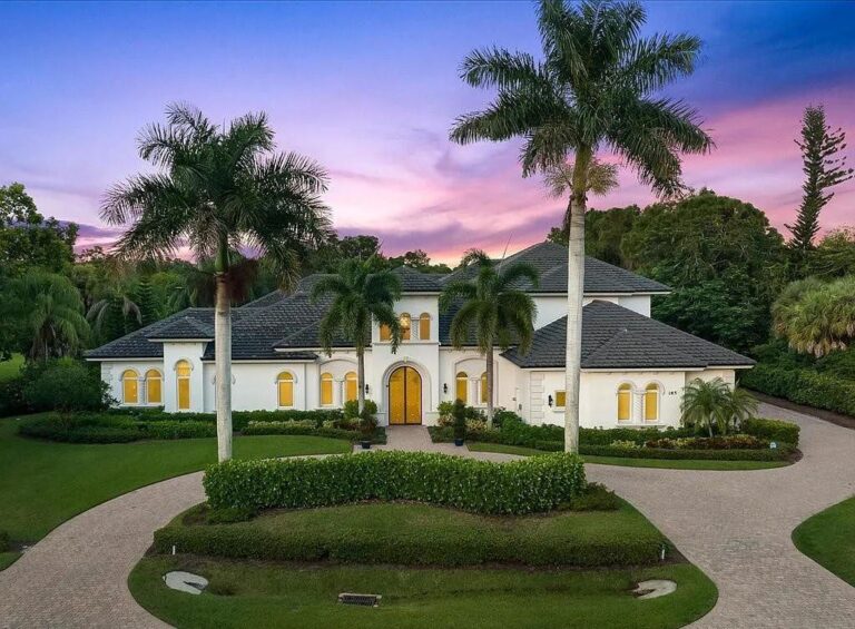Asking for $10.9 Million, This Magnificent Naples Transitional Home is Perfect for Relaxing or Entertaining in Style