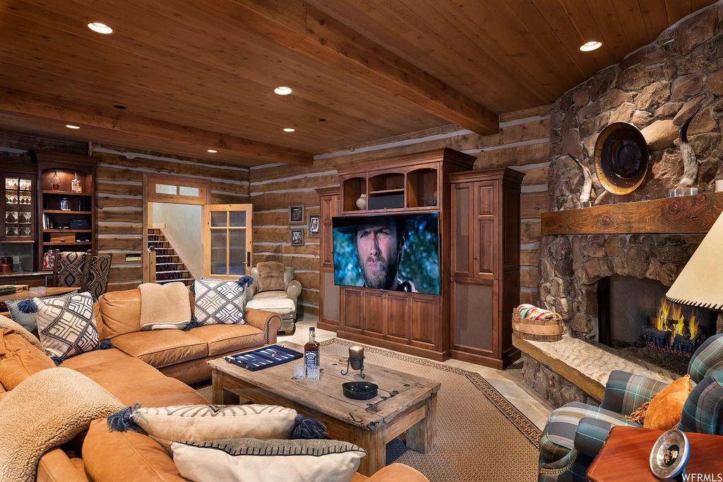 The Home in Park City, a remarkably built estate with mountain and valley views features unparalleled ski access at The Canyons of Park City Resort is now available for sale. This home located at 58 White Pine Ct, Park City, Utah