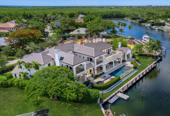 Fall in Love at First Sight with This Stunning Waterfront Home in Coral ...