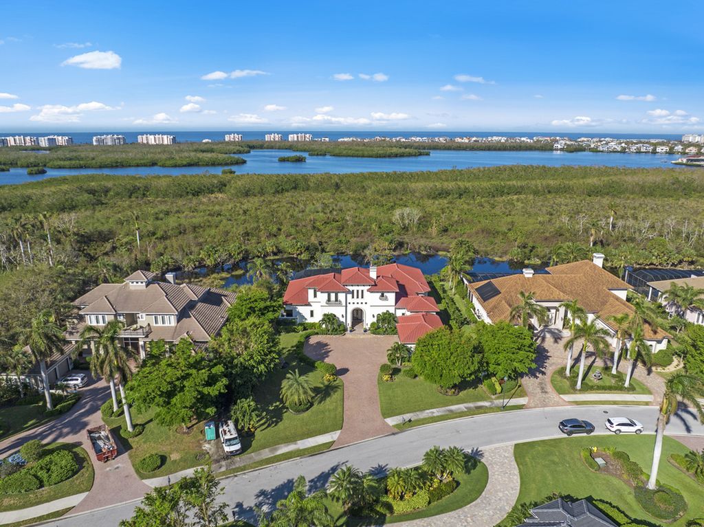 208 Audubon Boulevard, Naples, Florida is a beautiful estate designed for living life to the fullest and capable of accommodating a large family or multiple guests in total comfort.