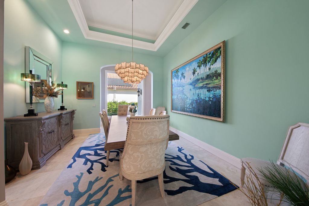 208 Audubon Boulevard, Naples, Florida is a beautiful estate designed for living life to the fullest and capable of accommodating a large family or multiple guests in total comfort.