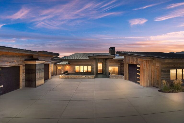 This 5.895M Stunning Mountain Retreat in Heber, UT Offers Magnificent