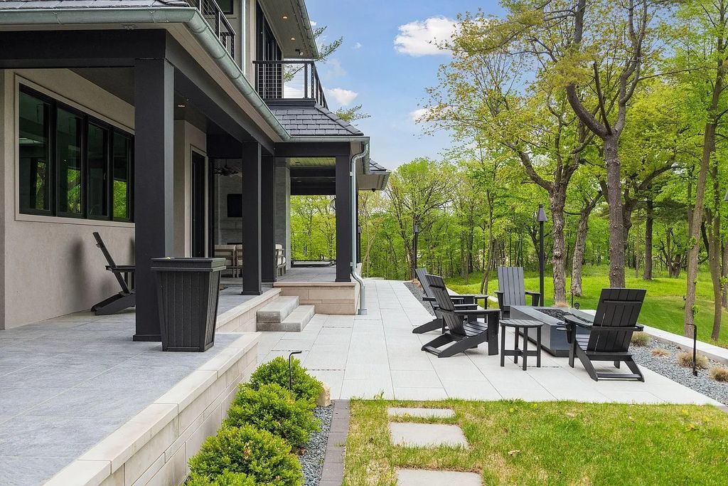 The House in Wayzata supplies a perfect blend of indoor & outdoor living amenities geared towards a year-round experience, now available for sale. This home located at 980 Heritage Ln, Wayzata, Minnesota