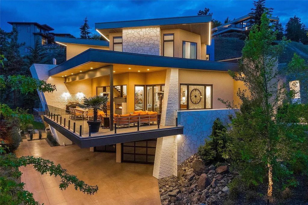 The House in Kelowna is an architectural dream house in the most exclusive private gated community, now available for sale. This home located at 732 Highpointe Pl, Kelowna, BC V1V 2Y3, Canada