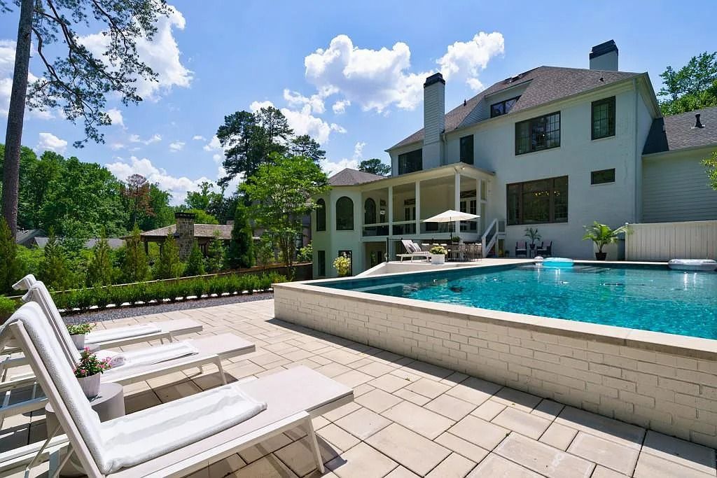 The Estate in Atlanta is a luxurious home set on a beautifully manicured lot which is perfect for entertaining now available for sale. This home located at 2799 Mabry Rd, Atlanta, Georgia; offering 06 bedrooms and 06 bathrooms with 6,100 square feet of living spaces. 