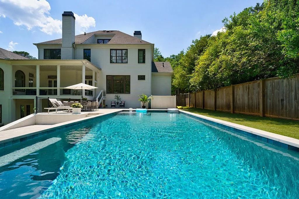 The Estate in Atlanta is a luxurious home set on a beautifully manicured lot which is perfect for entertaining now available for sale. This home located at 2799 Mabry Rd, Atlanta, Georgia; offering 06 bedrooms and 06 bathrooms with 6,100 square feet of living spaces. 