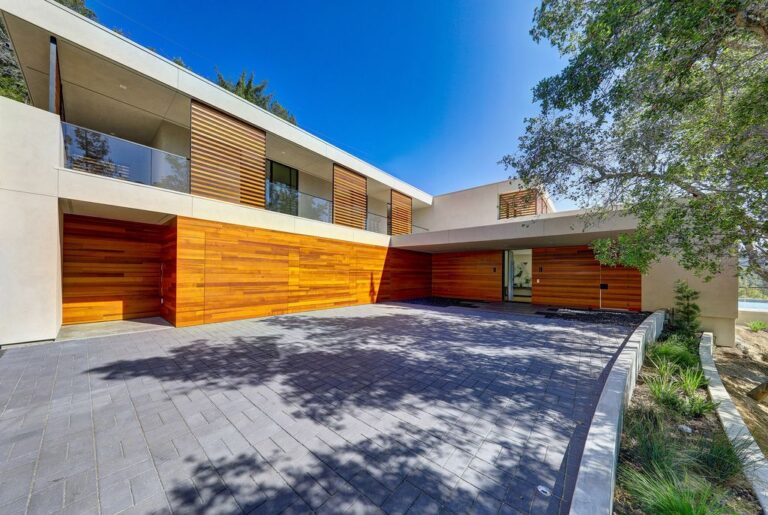 A Brand New Contemporary Masterpiece in Kentfield California built for