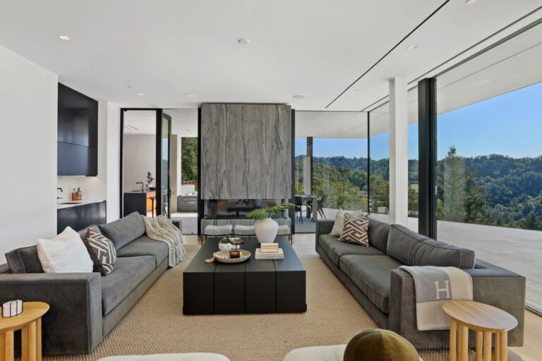 A Brand New Contemporary Masterpiece in Kentfield California built for