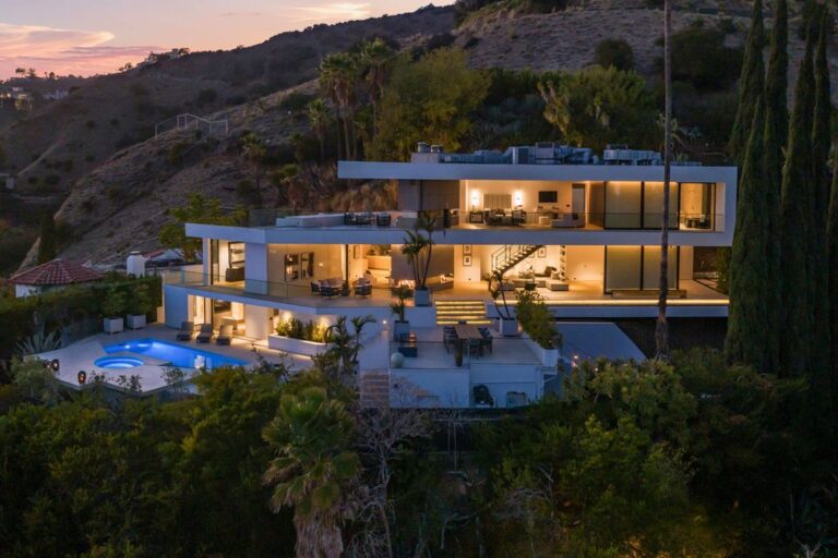 A Former Home of Fashion Designer Randolph Duke with Breathtaking Views from DT Los Angeles to the Pacific Ocean Seeking for $13 Million