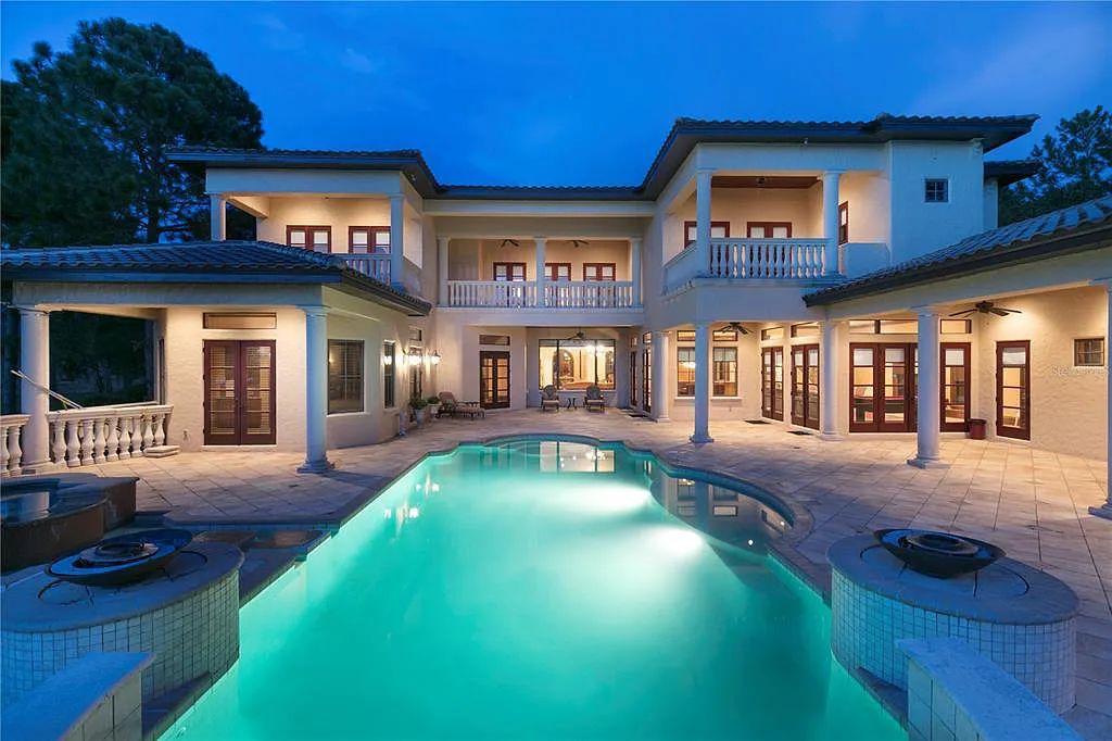 16716 Artimino Loop, Bella Collina, Florida is a one of a kind estate in the guard gated and sought after Bella Collina Golf Community spreading out over 1,900 acres of rolling hills and freshwater lakes.