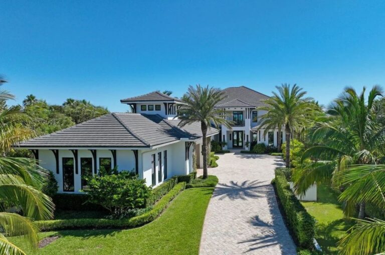 A Rarely Oceanfront Estate in Vero Beach Florida with Impeccable Design and High End Finishes Hits The Market for $23.9 Million