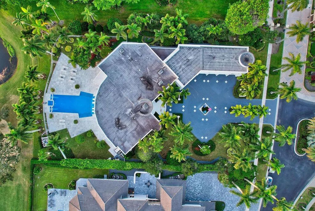 5297 Princeton Way, Boca Raton, Florida is an architectural marvel with deco-modern design and excess of natural sunlight built for entertaining, located in the prestigious Princeton Estates. 