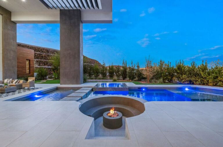 An Exquisite Newly Completed Two Story Home in Henderson with Nearly