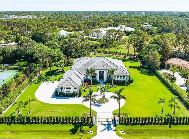 Asking $7,3 Million, This Captivating Single Story Home in Naples Comes with High End Finishes and Innovative Design Details Throughout