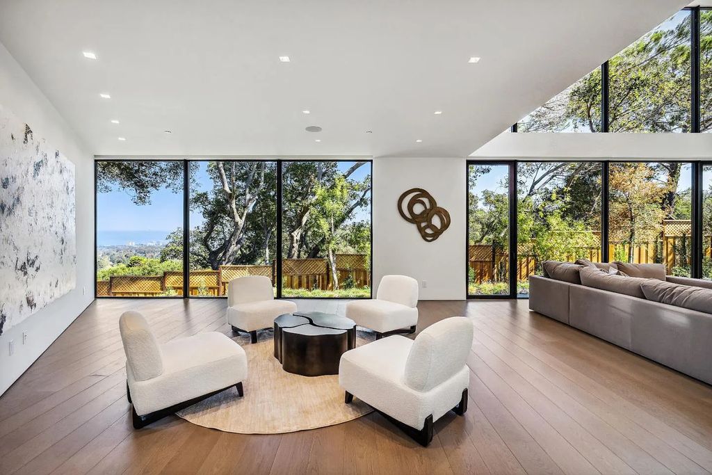121 Bella Vista Drive, Hillsborough, California is an elite new construction home evokes the glamour of the Hollywood Hills, where luxe retreats embrace nature be Award-winning architect Leonard Ng.
