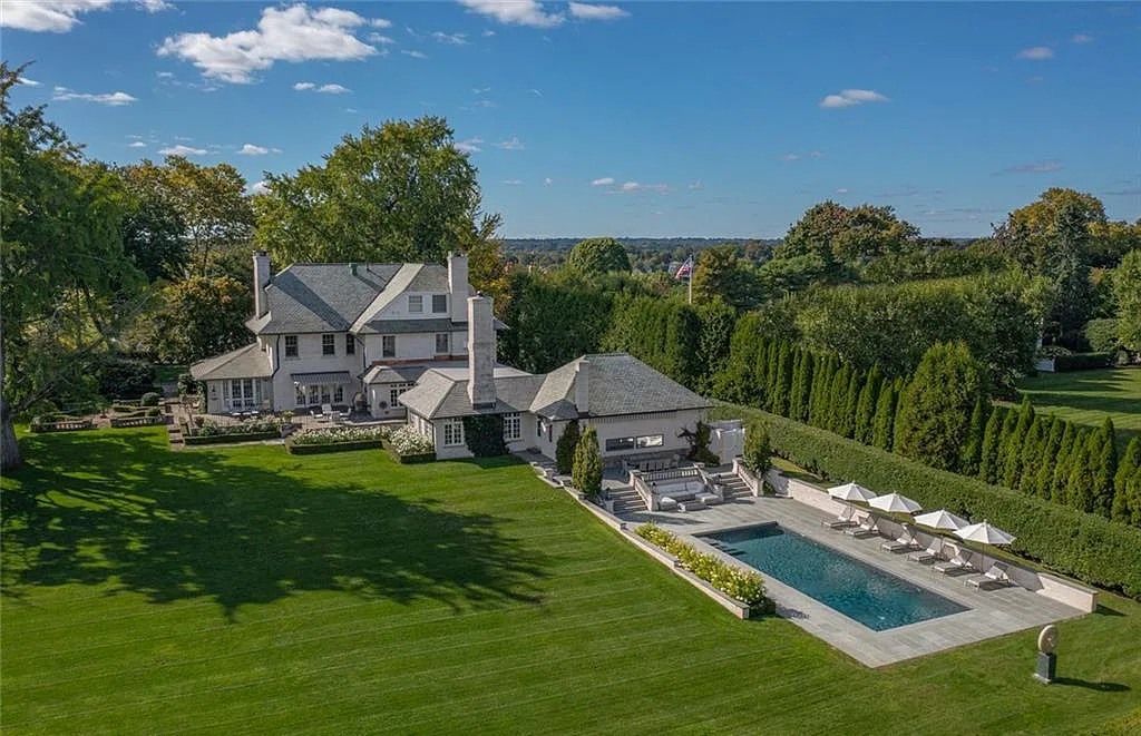 The Home in Fairfield is a welcome surprise, private and serene, now available for sale. This home located at 665 Sasco Hill Rd, Fairfield, Connecticut
