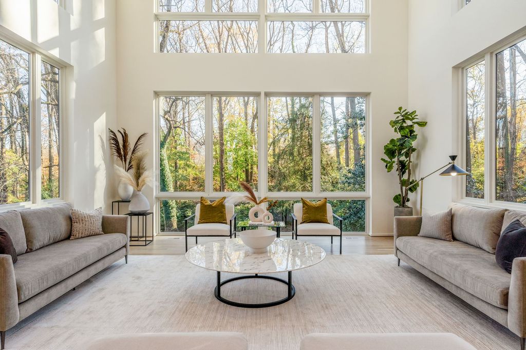 The House in Arlington boasts dual walk-in closets, an outdoor seating area and an owner's bath with a European spa-quality shower, now available for sale. This home located at 4620 26th St N, Arlington, Virginia