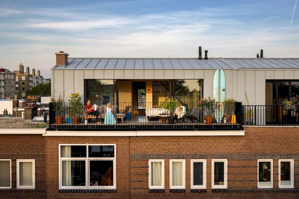 House on a House, a Stunning Roof Extension by Bloot Architecture