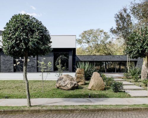 JPP House, Reconciles Architecture and Nature by Zanesco Arquitetura