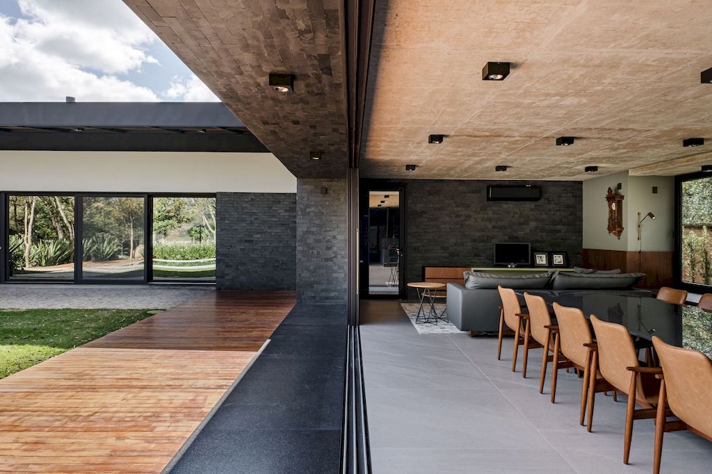 JPP House, Reconciles Architecture and Nature by Zanesco Arquitetura