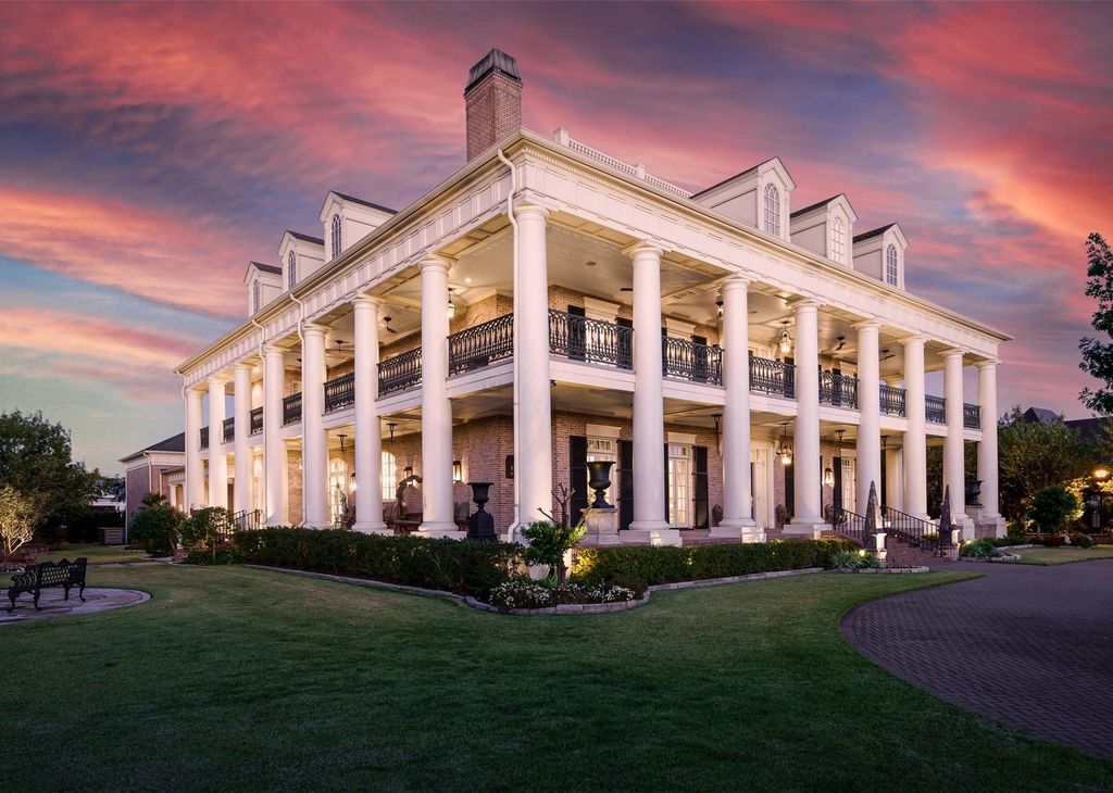 38 E Shore Drive, The Woodlands, Texas is a Southern French Colonial estate ideally situated on an acre corner lot has attributes and features that distinguish it from the finest real estate in The Woodlands.