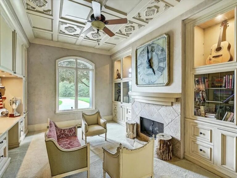 World Class Equestrian Estate Offers the Ultimate in Luxury Living in