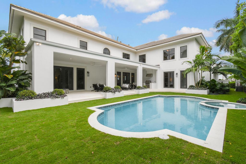 4717 S Flagler Drive, West Palm Beach, Florida is one of the most prominent homes on South Flagler Drive located on an extra-large lot at the corner of Murray Road.