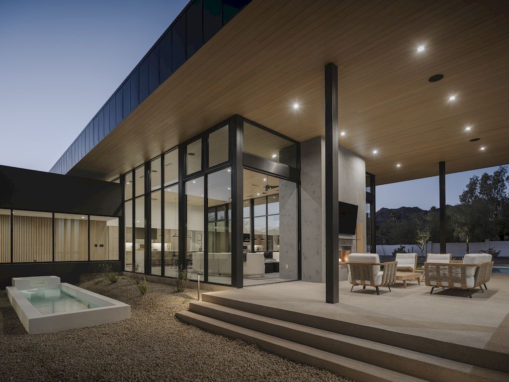 Rove House, Stunning Renovation Project in Arizona by The Ranch Mine