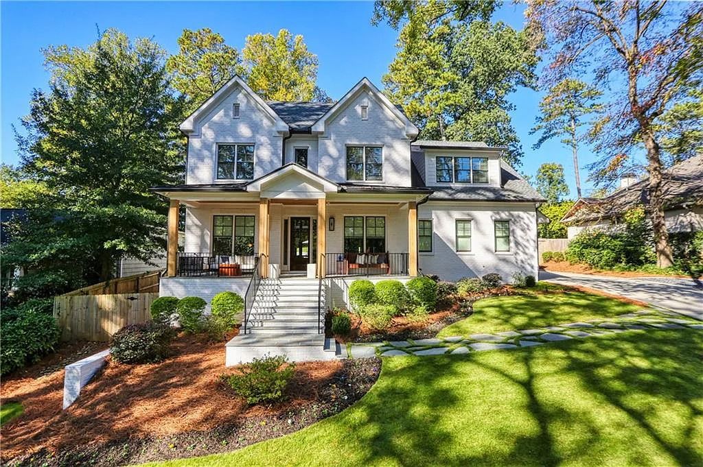 The Estate in Atlanta is a luxurious home beautifully maintained and move-in ready now available for sale. This home located at 3026 W Roxboro Rd NE, Atlanta, Georgia; offering 06 bedrooms and 06 bathrooms with 6,162 square feet of living spaces. 