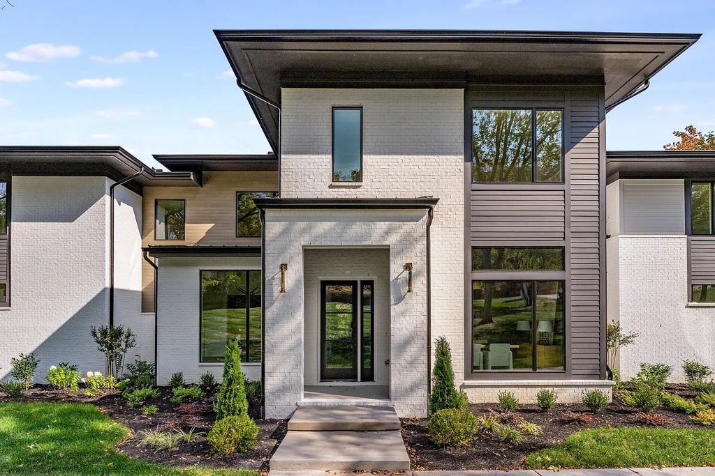 The Home in Nashville is a masterpiece of contemporary design & Cons by P. Shea and construction by Province Builders LLC, now available for sale. This home located at 4612 Belmont Park Ter, Nashville, Tennessee