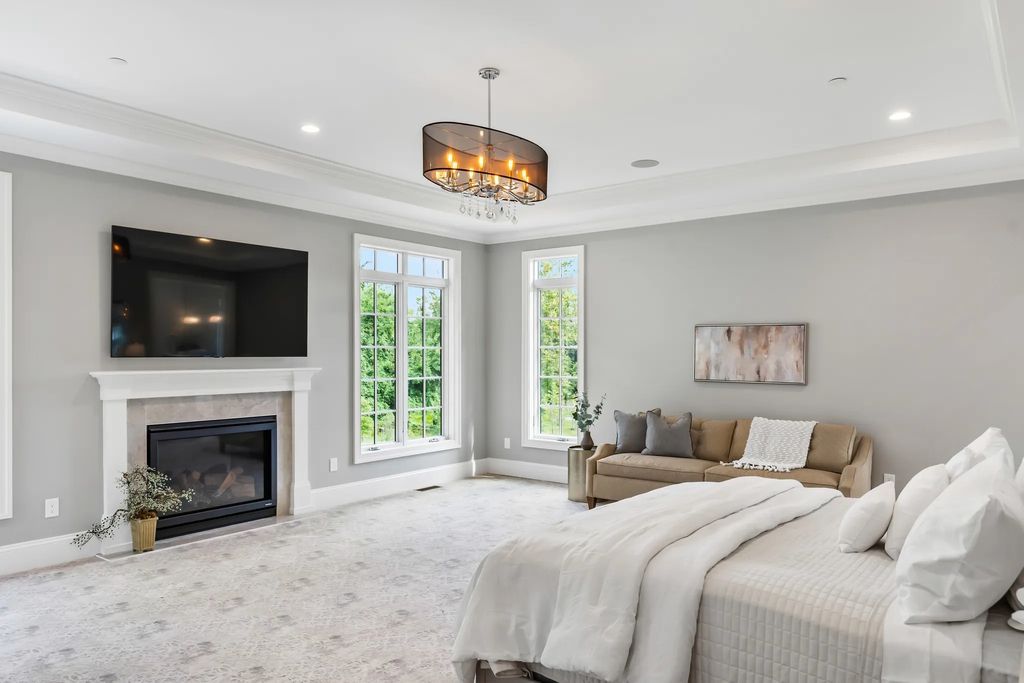 The Estate in Towson is a luxurious home which is perfect in every way with sophistication tailored to your dream home now available for sale. This home located at 1861 Circle Rd, Towson, Maryland; offering 06 bedrooms and 08 bathrooms with 9,635 square feet of living spaces.