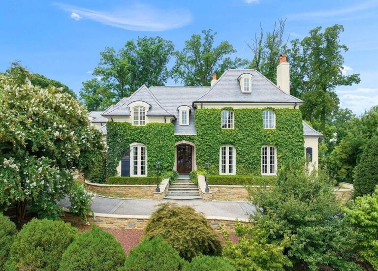 This $4.995M Incredible Home in Raleigh, NC Proves the Truth “Coming Home Is One Of The Most Beautiful Things”