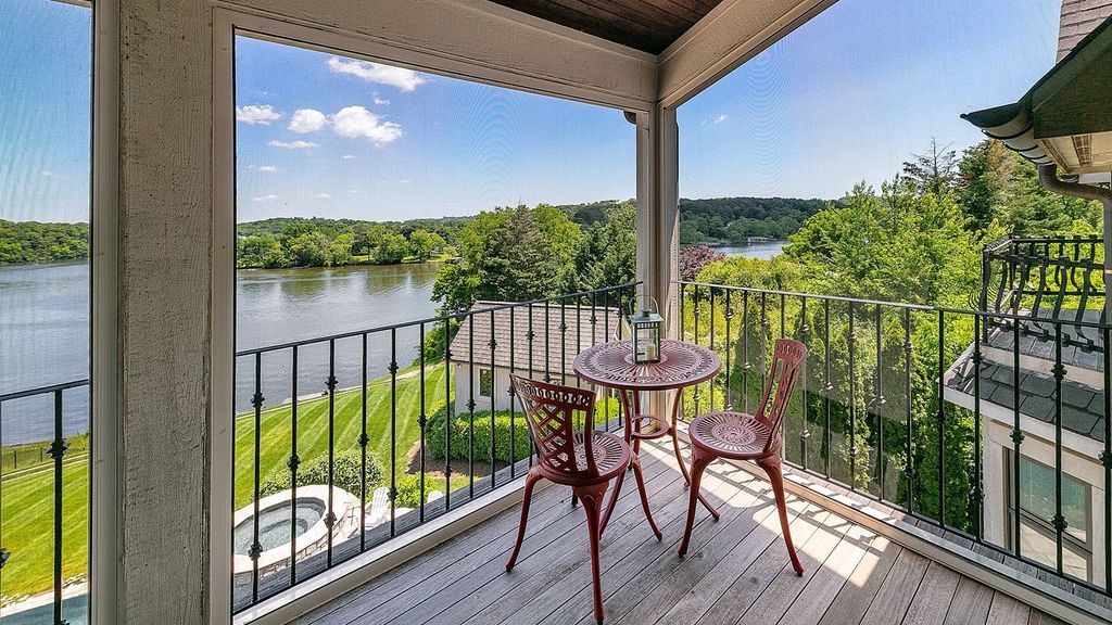 The Estate in Knoxville is a luxurious home with impressive entry, soaring ceilings and wall of glass to capture the river views now available for sale. This home located at 5804 Lyons View Pike, Knoxville, Tennessee; offering 05 bedrooms and 07 bathrooms with 9,620 square feet of living spaces.