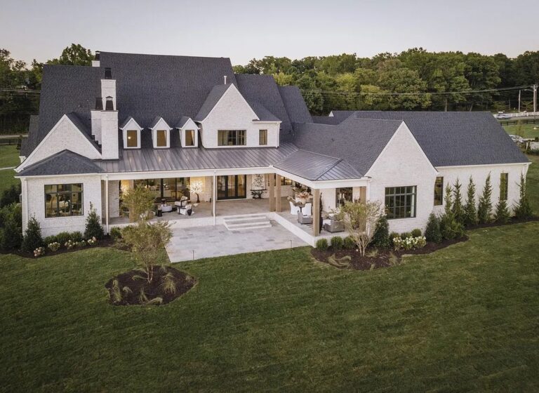 This $7.2M Top-shelf Estate in Brentwood, TN Offers Generous Living Space and Luxurious Amenities
